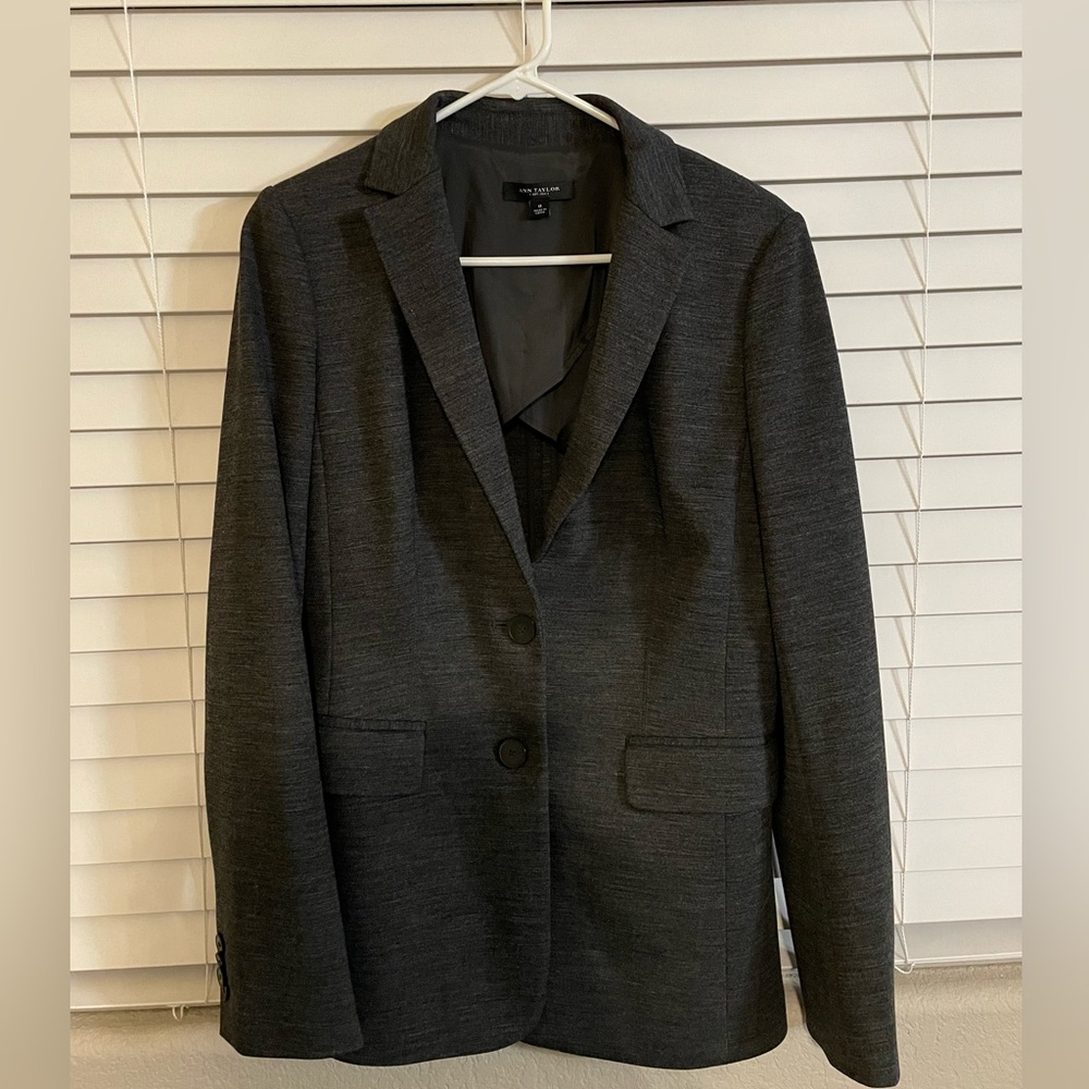Ann Taylor blazer 8